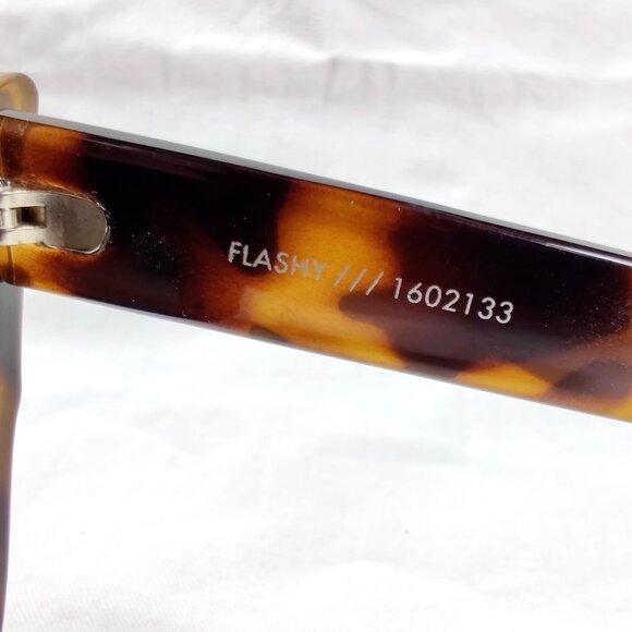 Le Specs Flashy Cat-Eye Tortoiseshell Blue Lens Sunglasses - Picture 9 of 10